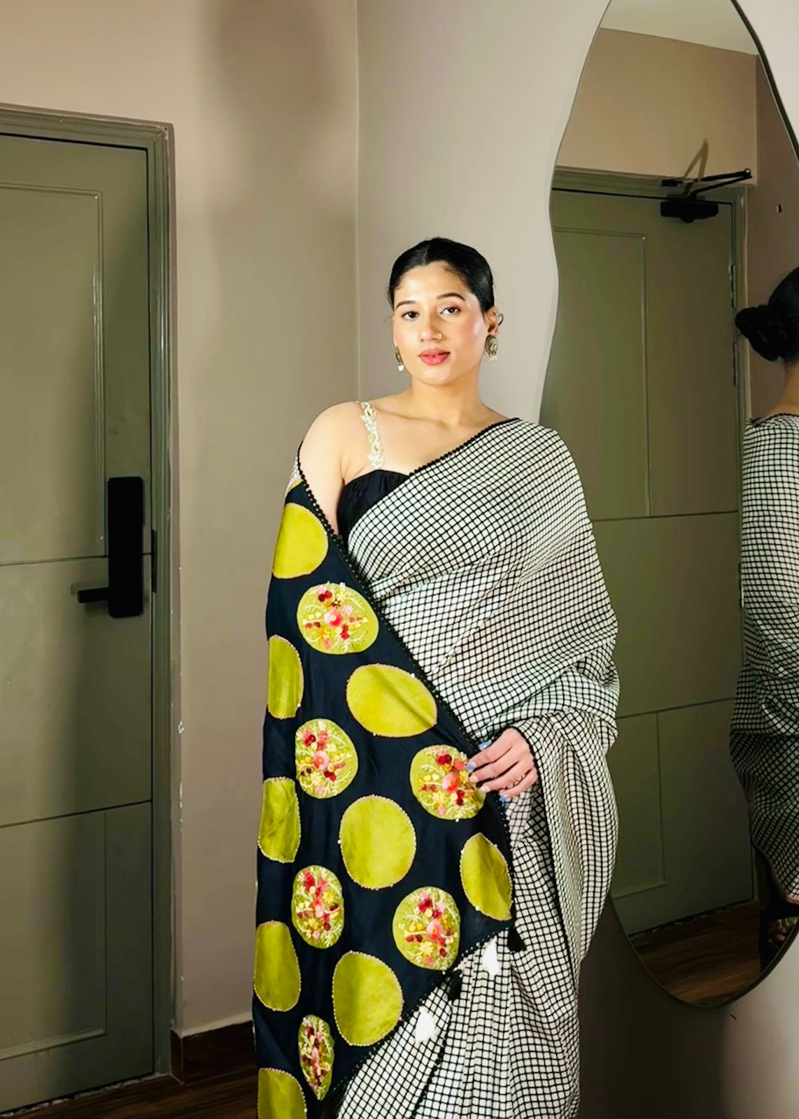 SARI COLLECTION
