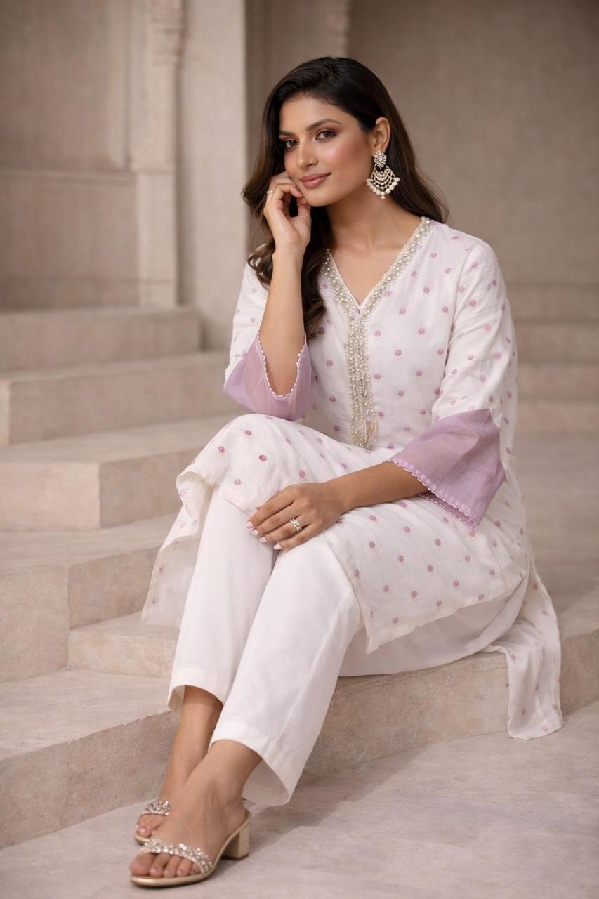 Butidaar Floral Chanderi Kurta